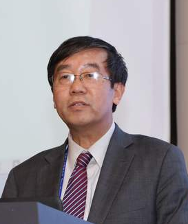 李实
