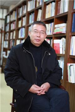 张江华