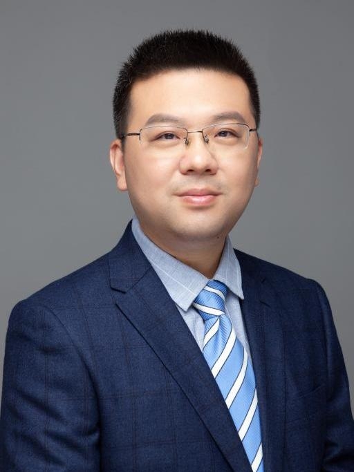 李鑫