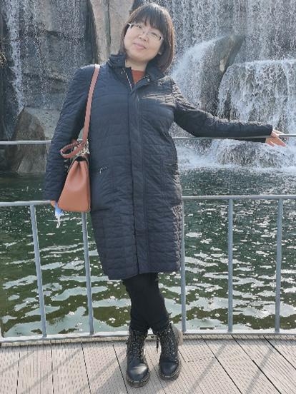 李金娟