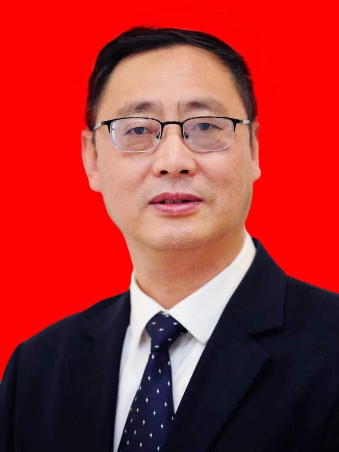 张峻