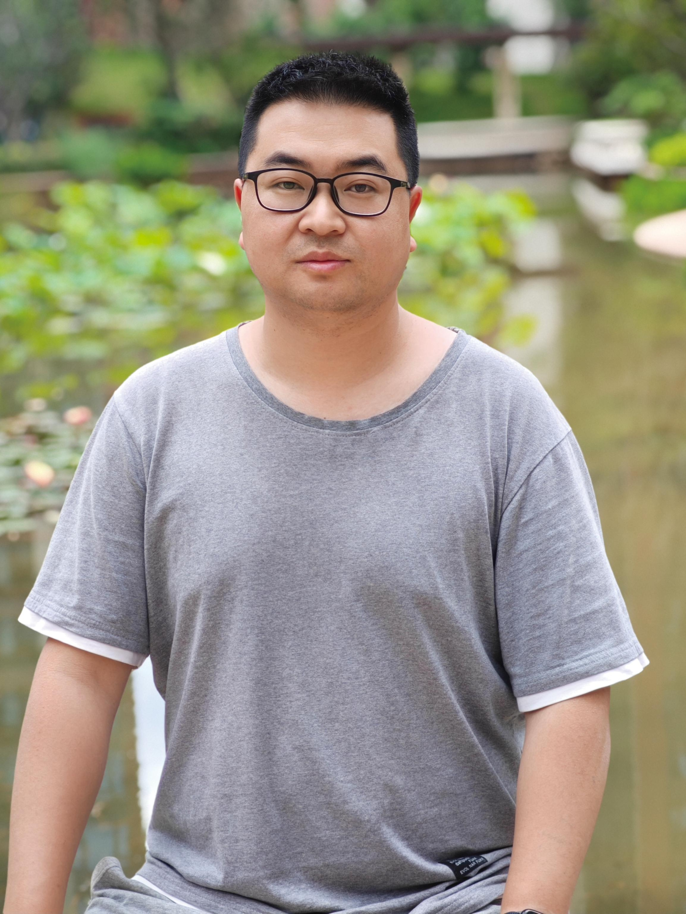 李文钢